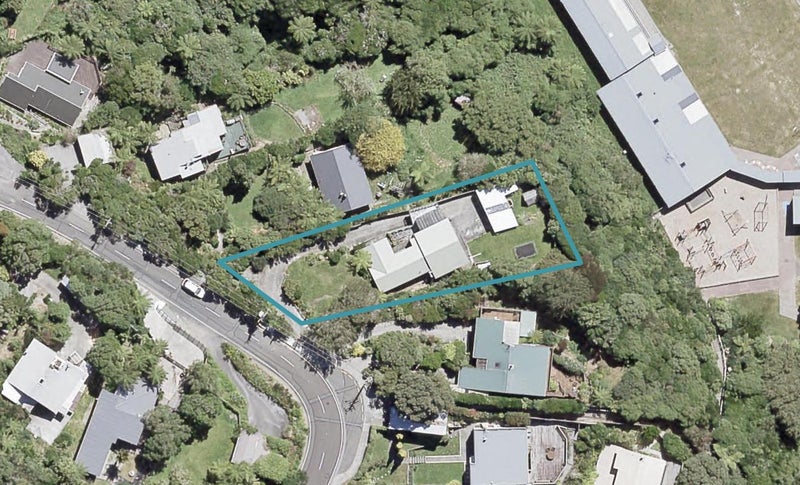 136 Miromiro Road, Normandale, Lower Hutt - Carousel 1