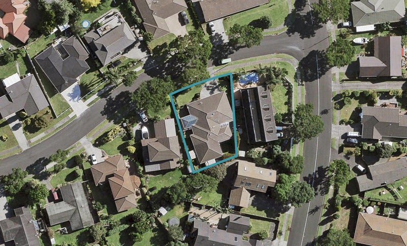 45 Evanda Crescent, Conifer Grove, Takanini - Carousel 1