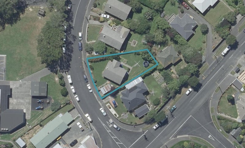 4 Hillary Street, Liberton, Dunedin - Carousel 1