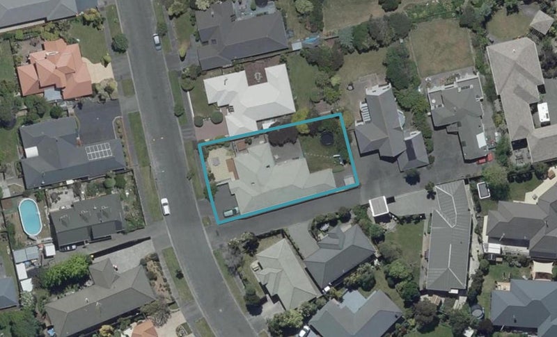 22 Orlando Crescent, Waimairi Beach, Christchurch - Carousel 1