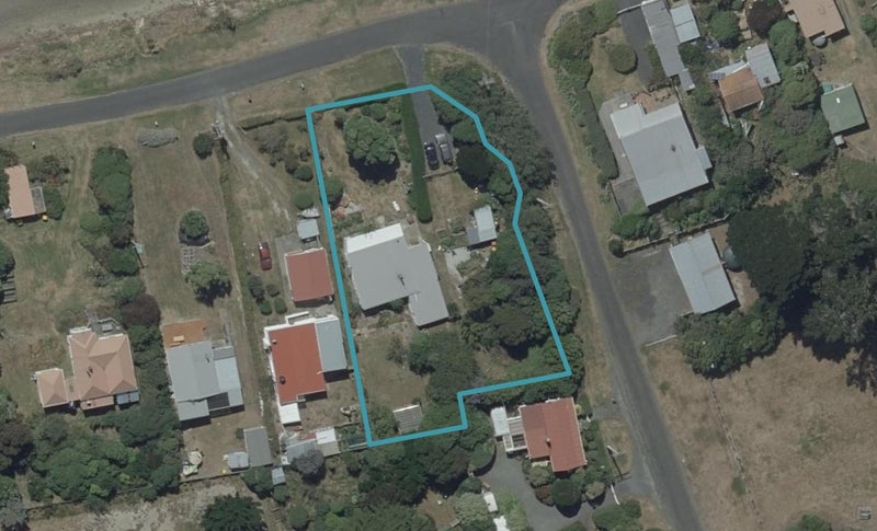 58 Stepney Avenue, Harwood, Dunedin - Carousel 1