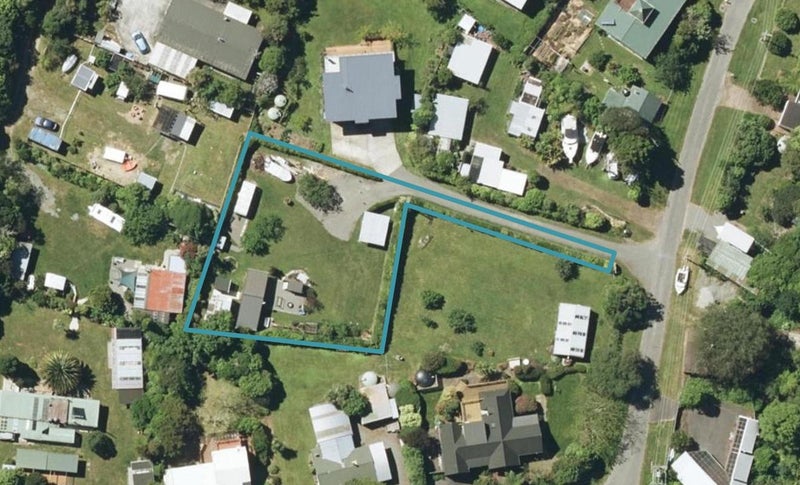 8 Phillips Road, Ngakuta Bay - Carousel 1