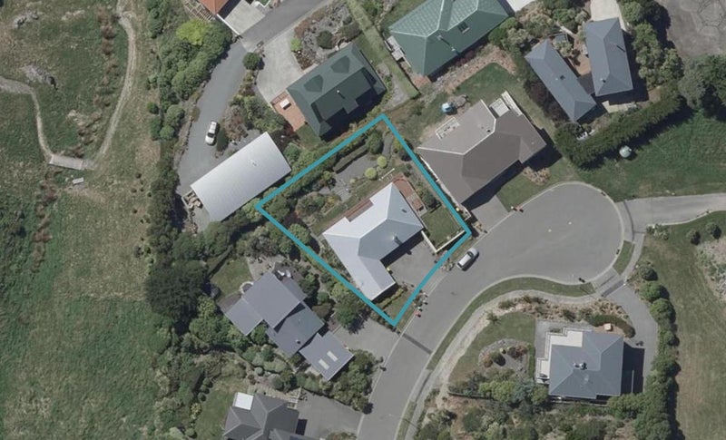 9 Signal Hill Road, Mount Pleasant, Christchurch - Carousel 1