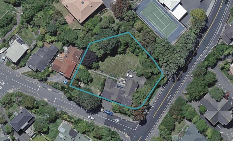 42 Box Hill, Khandallah, Wellington - Carousel 1