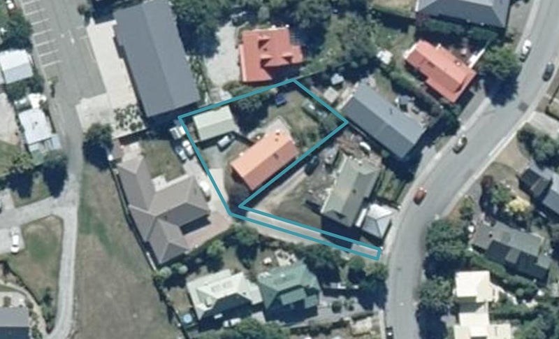 16 Remarkables Crescent, Frankton, Queenstown - Carousel 1