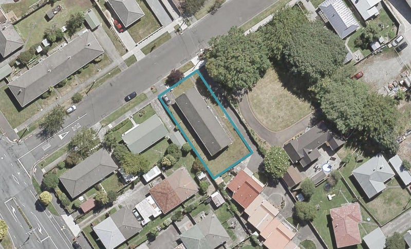 1/4 Gower Street, Silverstream, Upper Hutt - Carousel 1