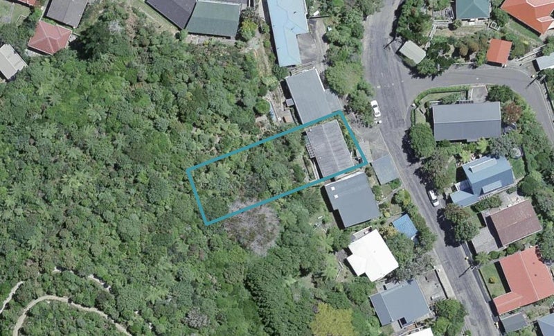 32 St Albans Avenue, Karori, Wellington - Carousel 1