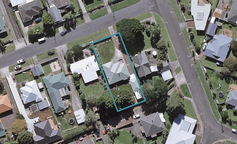 3 Wicksteed Street, Vogeltown, New Plymouth - Carousel 1