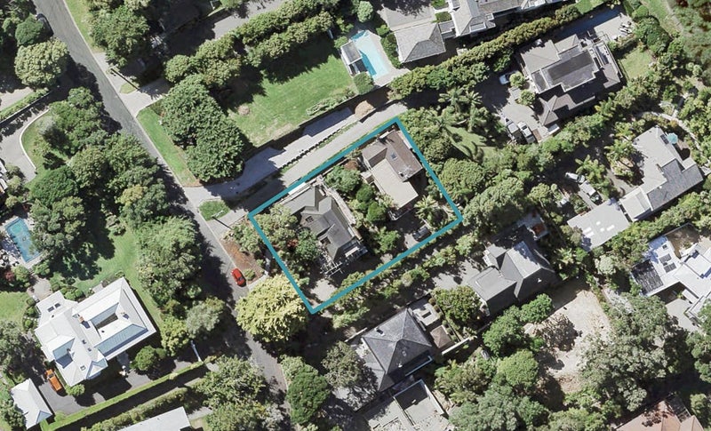 2/29 View Road, Campbells Bay, Auckland - Carousel 1