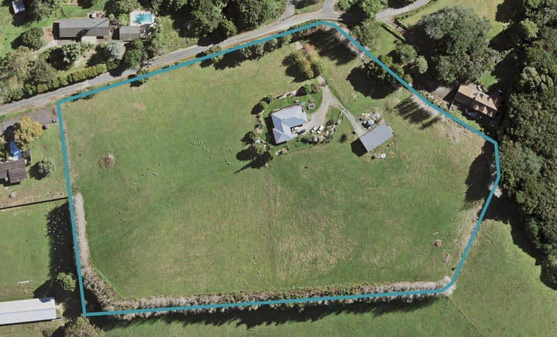 38 Coulston Road, Pukekohe - Carousel 1