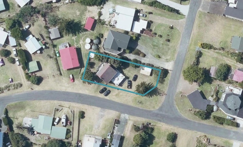 9 Kahawai Street, Mahia, Māhia - Carousel 1
