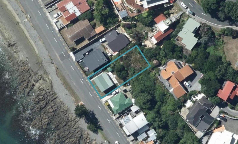 37 Moana Road, Plimmerton, Porirua - Carousel 1