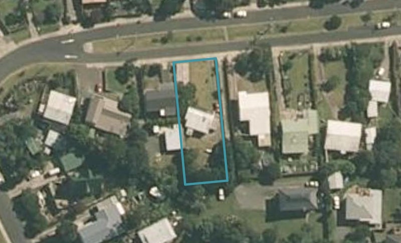 27 Hammond Avenue, Hatfields Beach, Orewa - Carousel 1