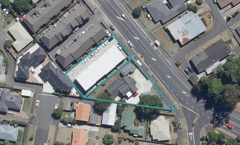 215A Peachgrove Road, Claudelands, Hamilton - Carousel 1