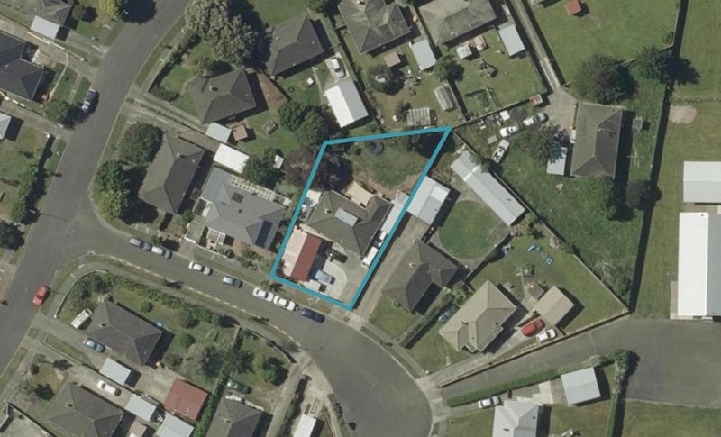 3 Ayr Place, Hokowhitu, Palmerston North - Carousel 1