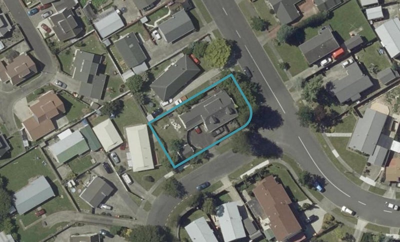 52 Suzanne Grove, Kelvin Grove, Palmerston North - Carousel 1