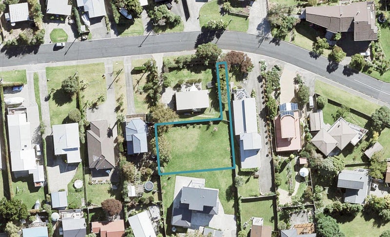 31 Totara Road, Stanmore Bay, Whangaparāoa - Carousel 1