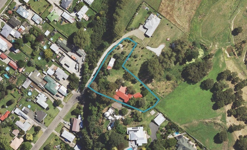 33 Ayton Street, Mangapapa, Gisborne - Carousel 1