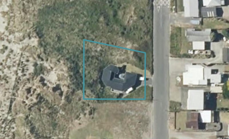 4 Marine Parade South, Foxton Beach, Foxton - Carousel 1