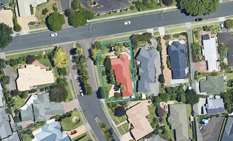 1 St Andrews Drive, Bethlehem, Tauranga - Carousel 1
