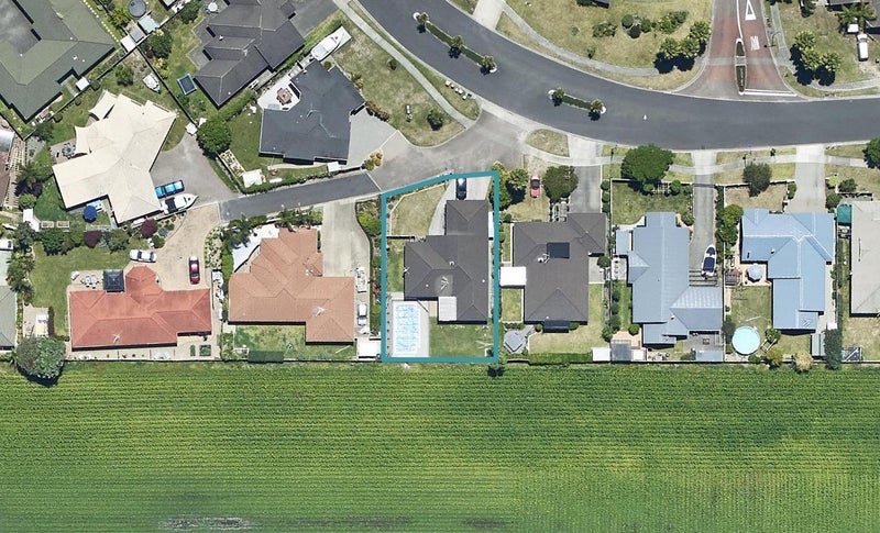 23 Monaco Key, Papamoa Beach, Papamoa - Carousel 1