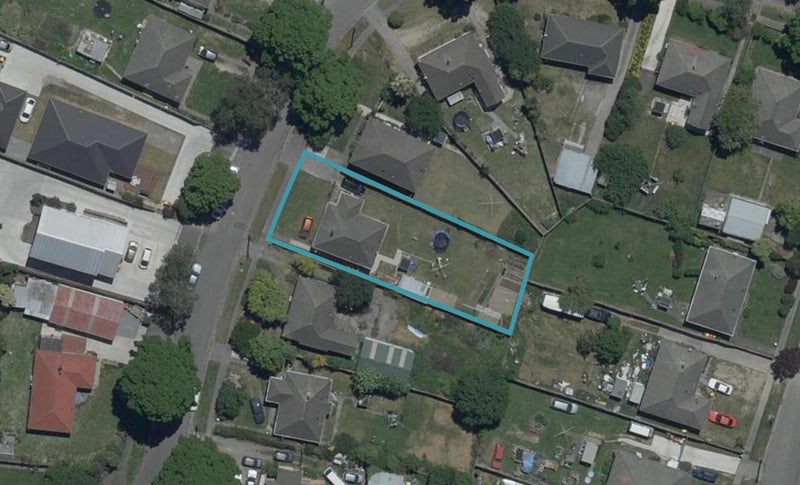 37 Hooker Avenue, Bryndwr, Christchurch - Carousel 1