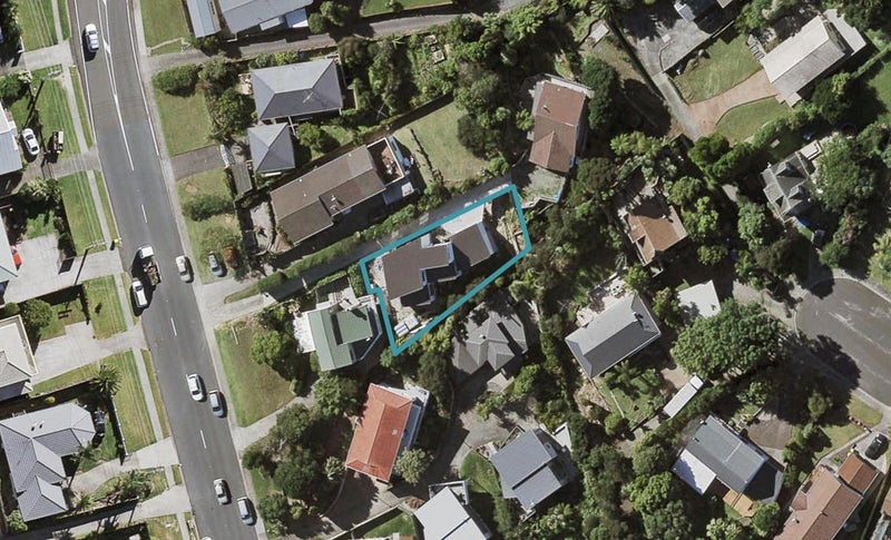 67A Sunset Road, Totara Vale, Auckland - Carousel 1