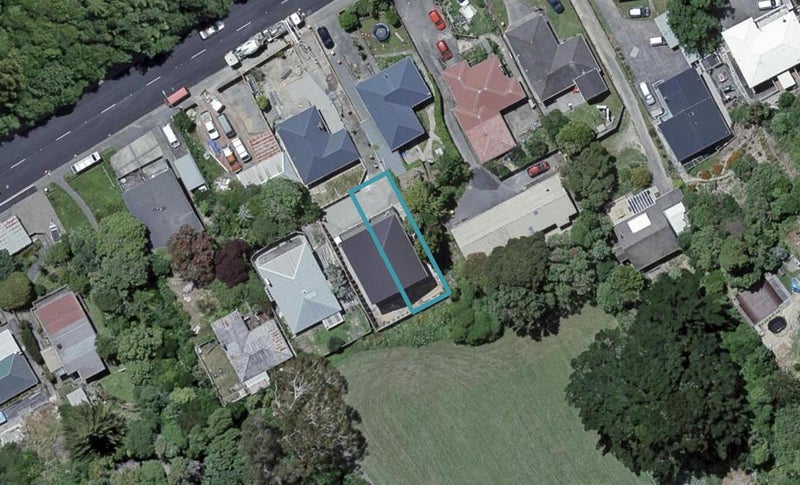 68A Newlands Road, Newlands, Wellington - Carousel 1