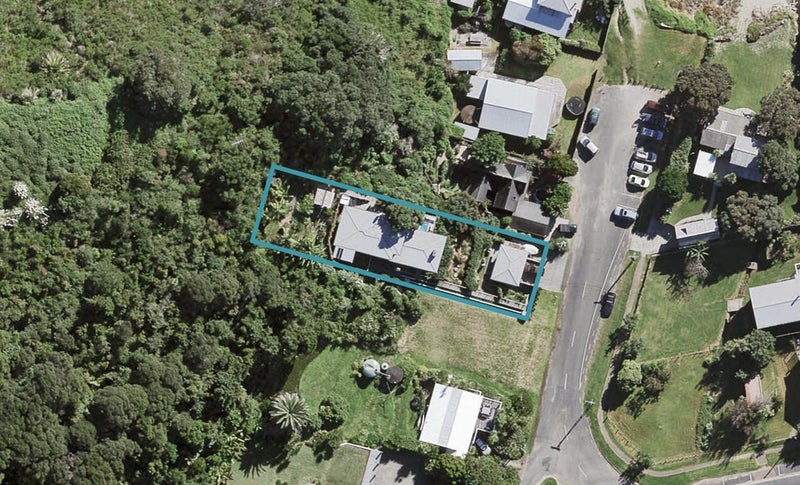 7 Miro Road, Palm Beach, Waiheke Island - Carousel 1