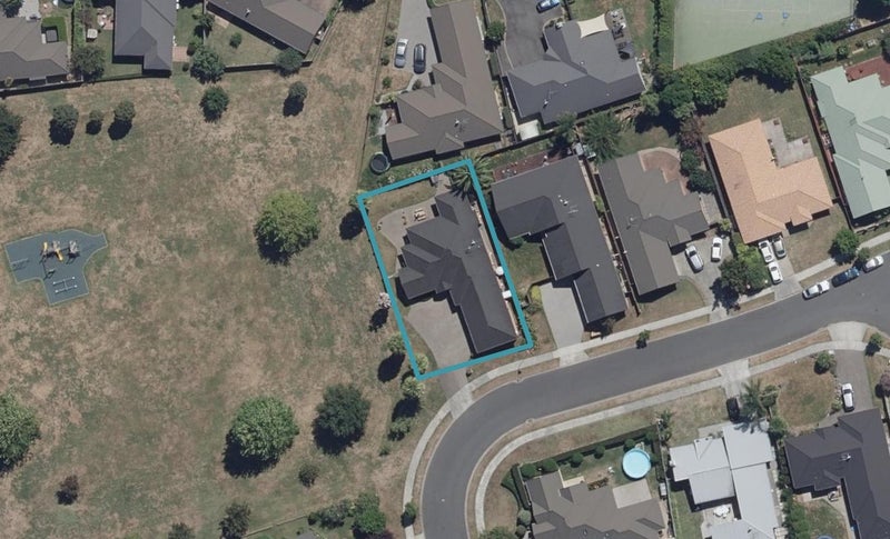 11 Burgundy Court, Rototuna, Hamilton - Carousel 1
