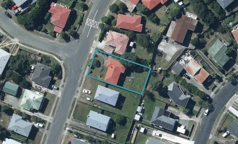40 Desert Gold Street, Ascot Park, Porirua - Carousel 1