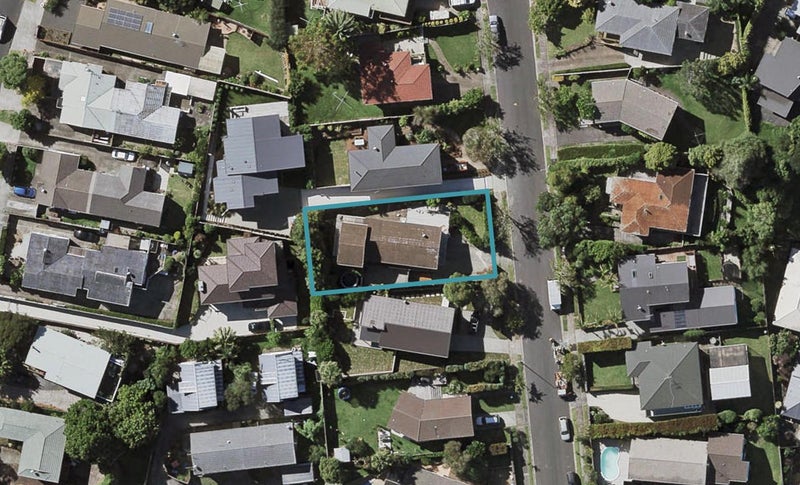 11 Thorp Street, Saint Johns, Auckland - Carousel 1