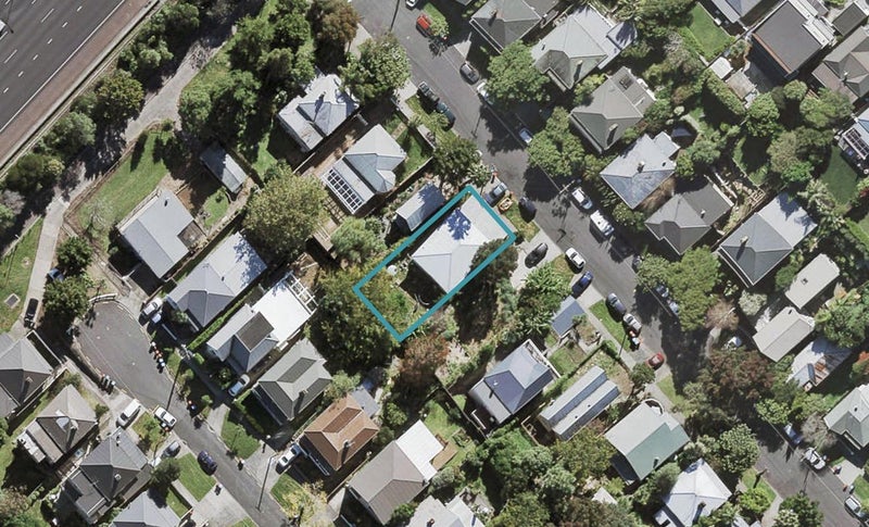 30 Alexander Street, Kingsland, Auckland - Carousel 1