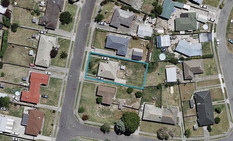 22 Neal Crescent, Onekawa, Napier - Carousel 1