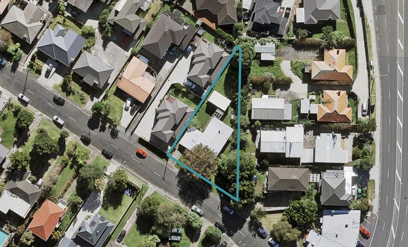9 Littlejohn Street, Hillsborough, Auckland - Carousel 1