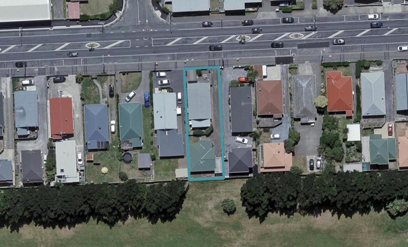 406A Broadway, Miramar, Wellington - Carousel 1
