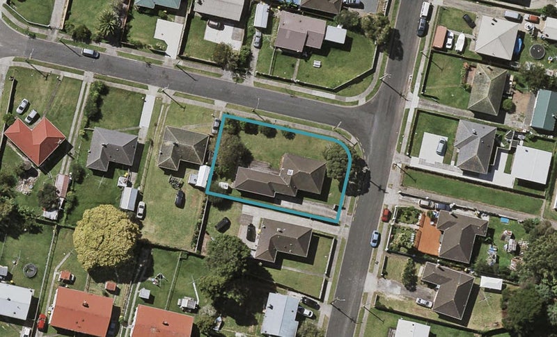 6 Tyrone Street, Otara, Auckland - Carousel 1
