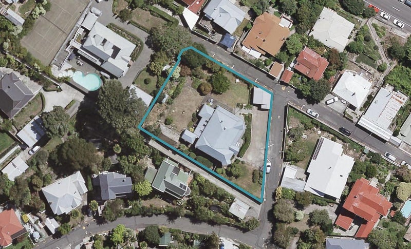 502 Shakespeare Terrace, Bluff Hill, Napier - Carousel 1