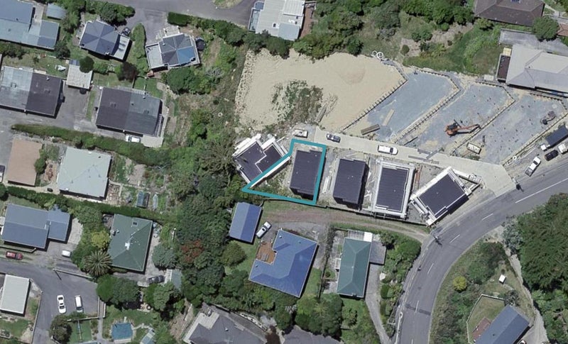 29D Glanmire Road, Newlands, Wellington - Carousel 1