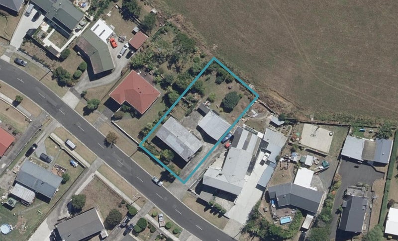 25 McKay Drive, Temple View, Hamilton - Carousel 1