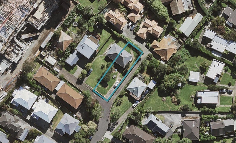 22 Irirangi Road, Greenlane, Auckland - Carousel 1