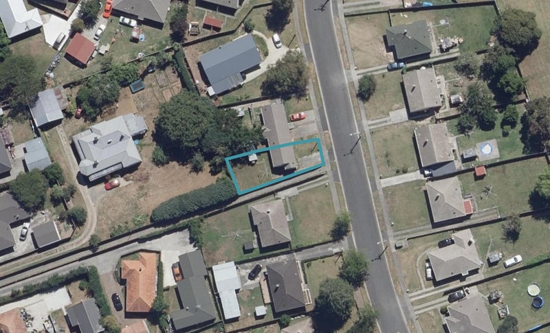 27A Dryden Road, Enderley, Hamilton - Carousel 1
