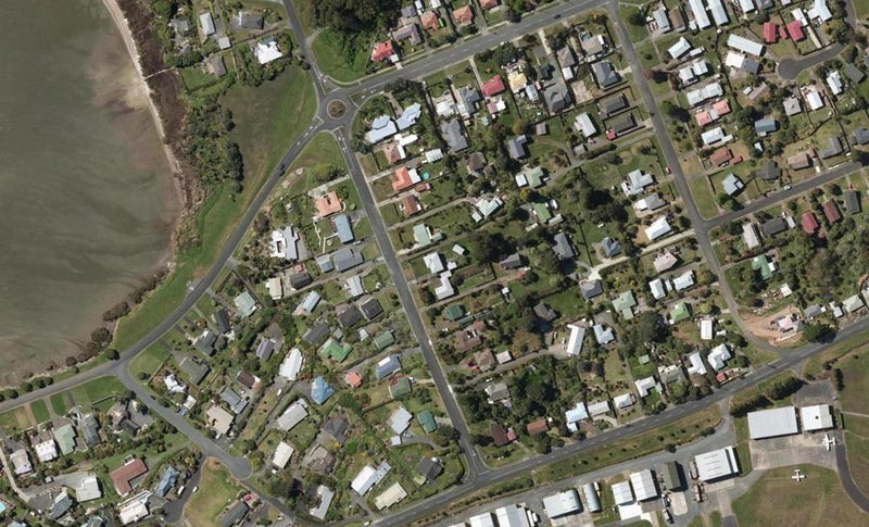 19 Pah Road, Onerahi, Whangarei - Carousel 1