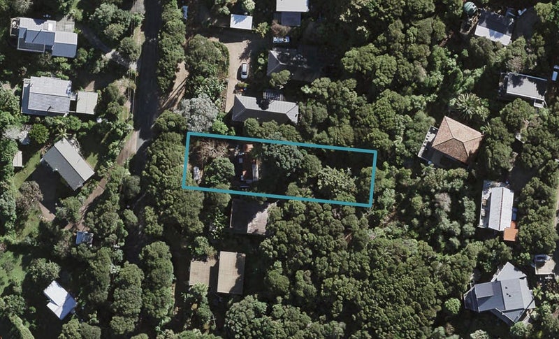 27 O'brien Road, Ōmiha, Waiheke Island - Carousel 1