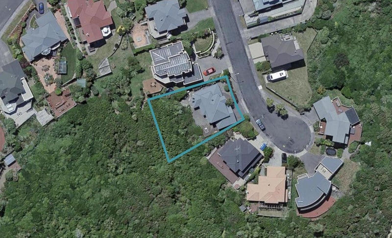 8 Forbes Lane, Newlands, Wellington - Carousel 1