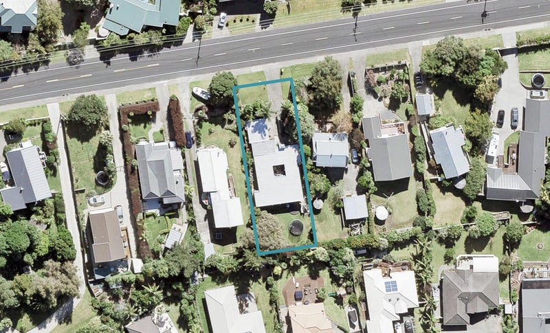 1247 Whangaparaoa Road, Gulf Harbour, Whangaparaoa - Carousel 1