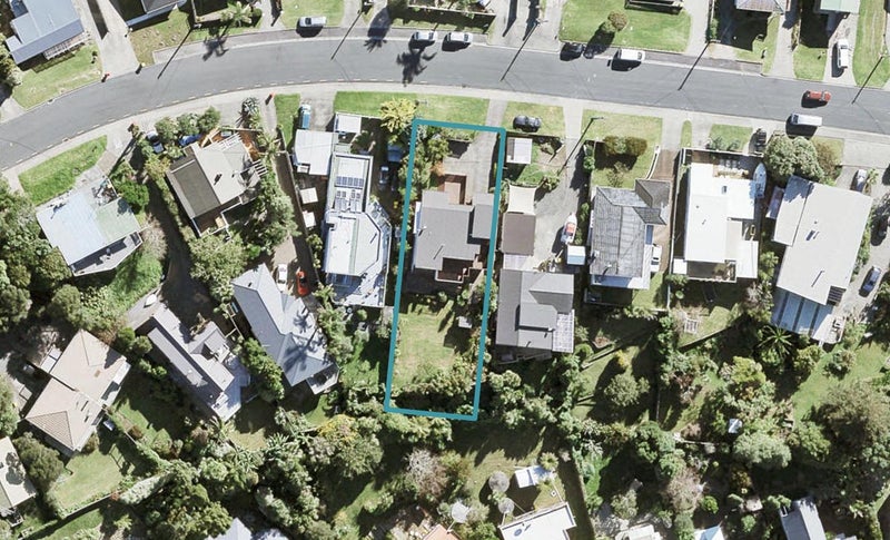 72 Wade River Road, Stanmore Bay, Whangaparaoa - Carousel 1