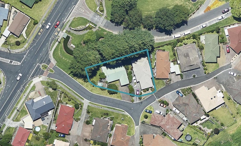 1B Camellia Place, Greerton, Tauranga - Carousel 1