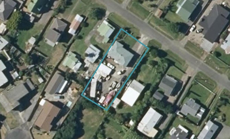 12 Shortt Street, Foxton Beach, Foxton - Carousel 1