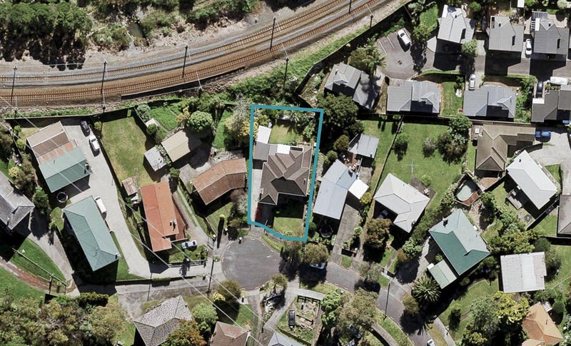 15 Amsterdam Place, Avondale, Auckland - Carousel 1